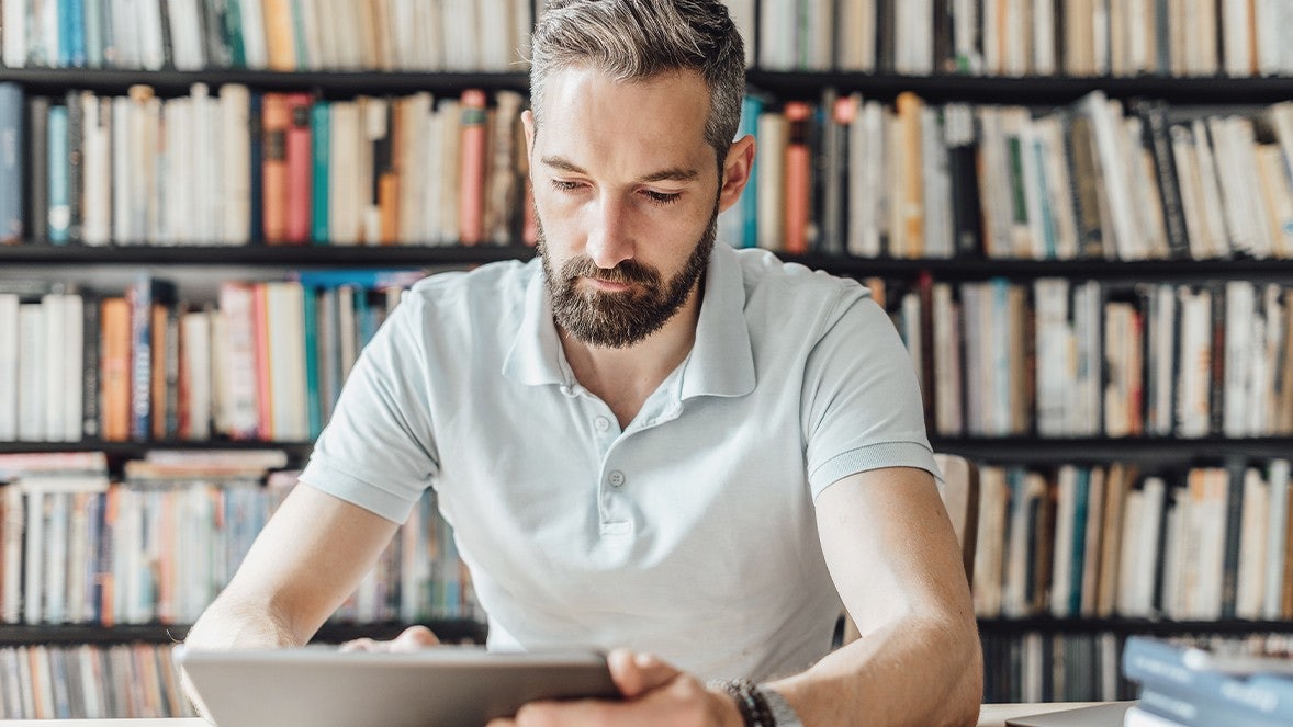 man printing and managing workflow from ipad