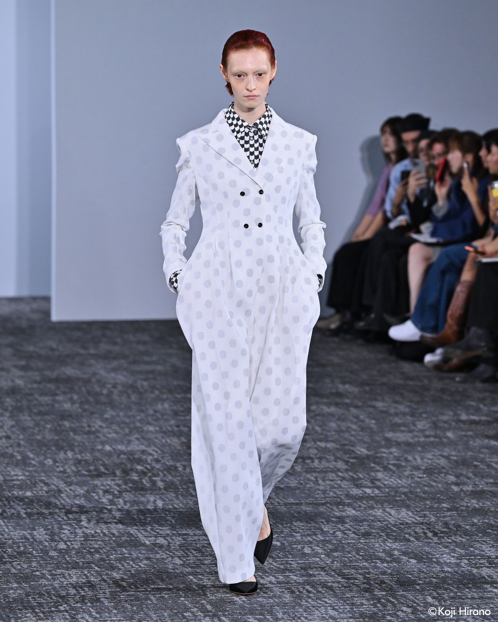 ANREALAGE_SKIN_LOOK17_c